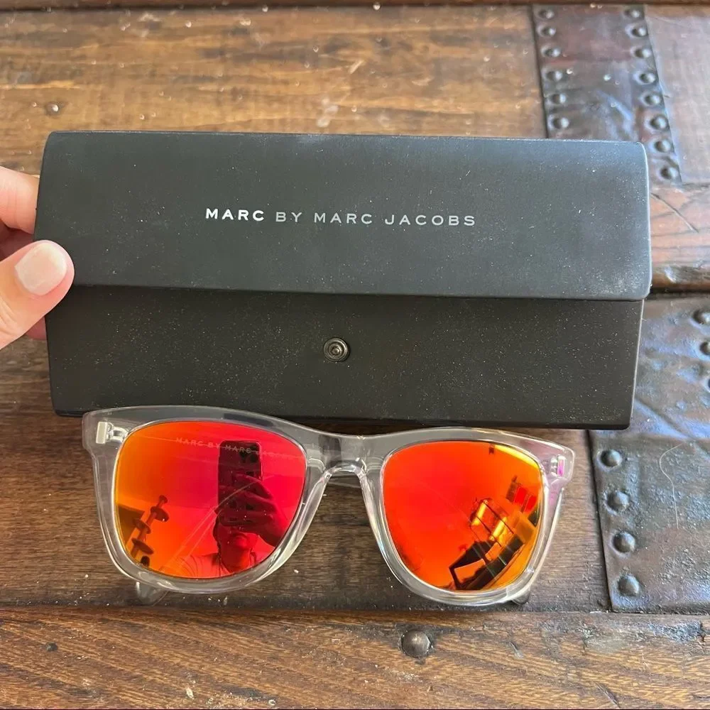 Marc by Marc Jacobs sunglasses; MMJ 335/S